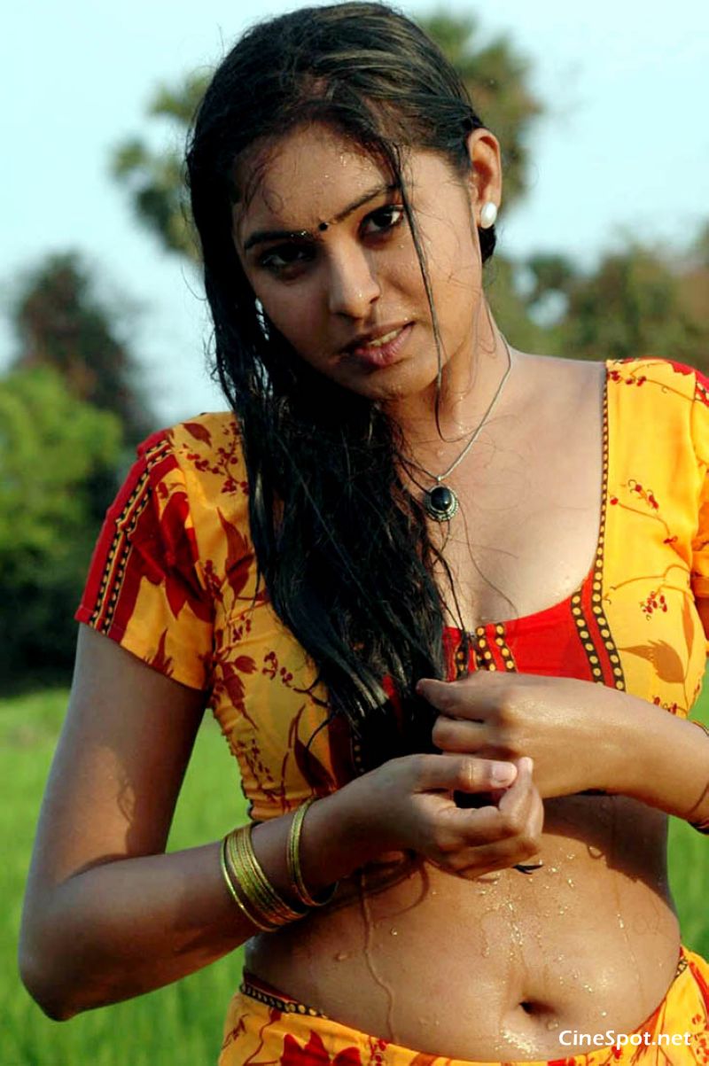 Mad D. reccomend tamil actress hot